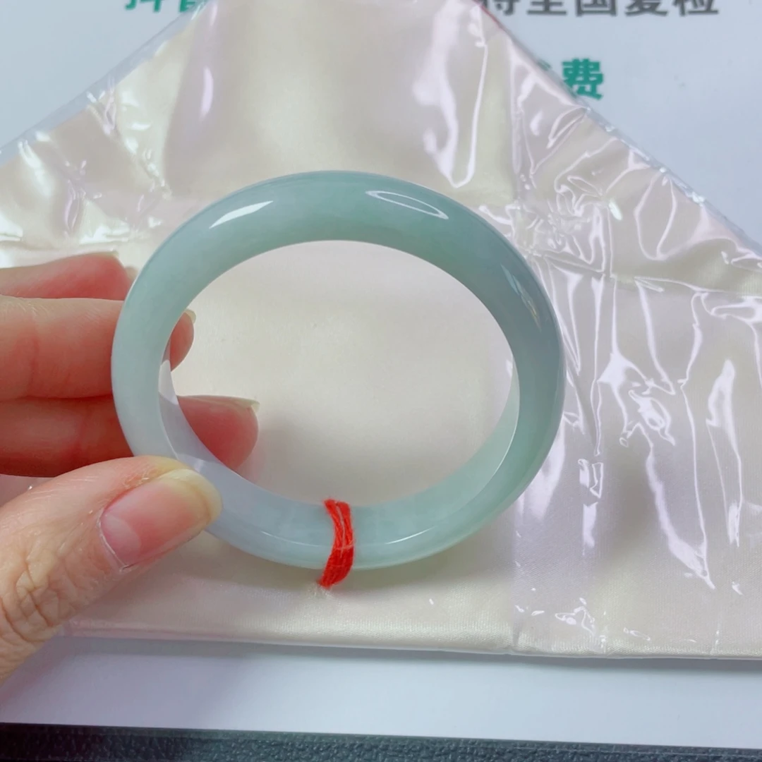 翡翠未镶嵌手镯天然