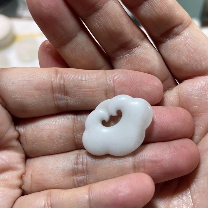 未镶嵌独山玉颈饰
