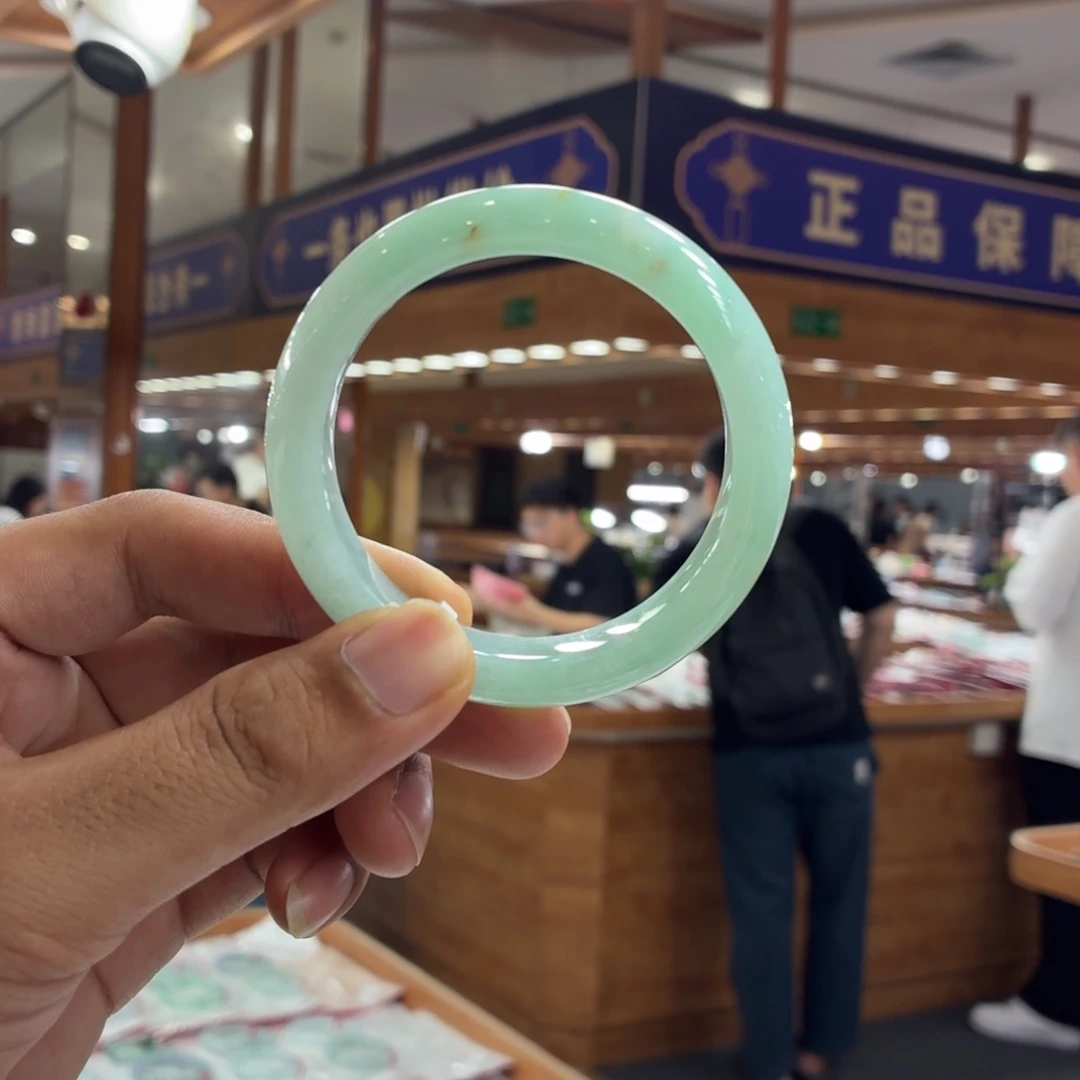 翡翠未镶嵌手镯手镯