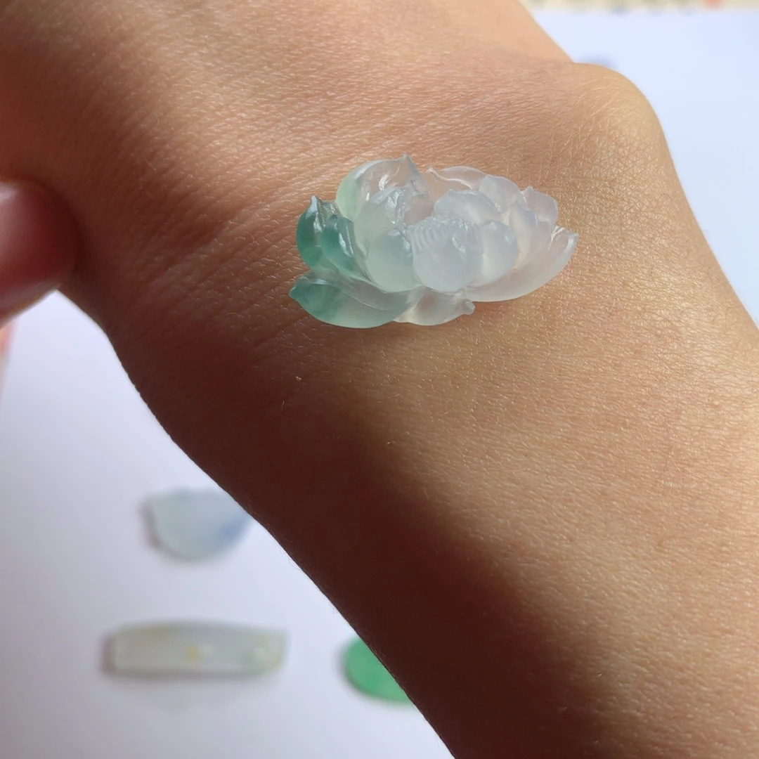 定制翡翠未镶嵌缅甸翡翠A货莲花