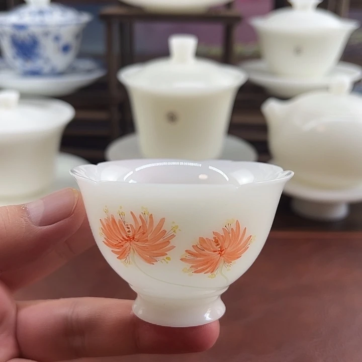 璞玉瓷釉下彩手绘《刺桐花》70ml花瓣主人杯