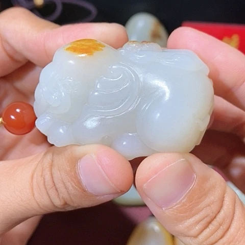 【闪购商品】未镶嵌和田玉挂件善**下