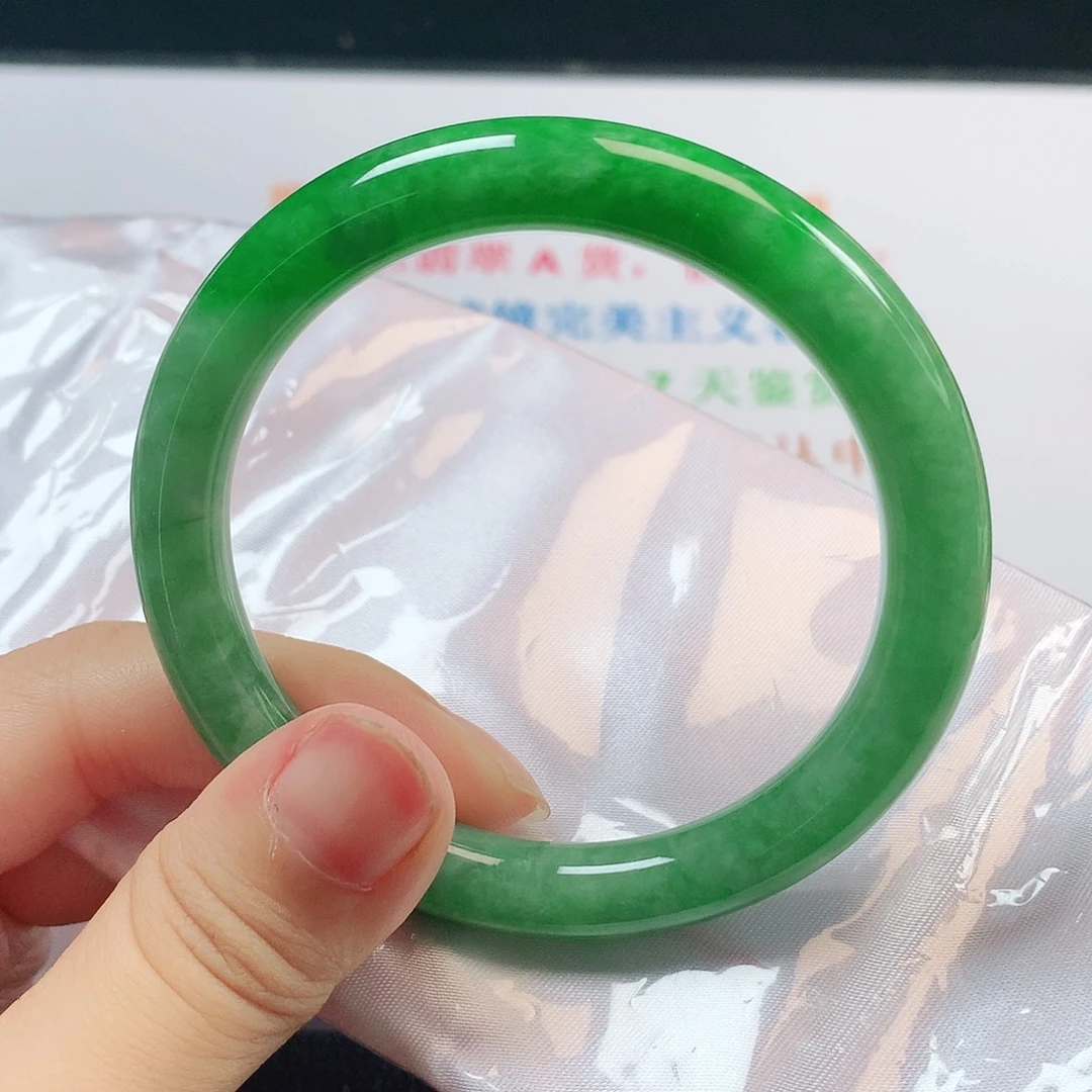 翡翠未镶嵌手镯1491
