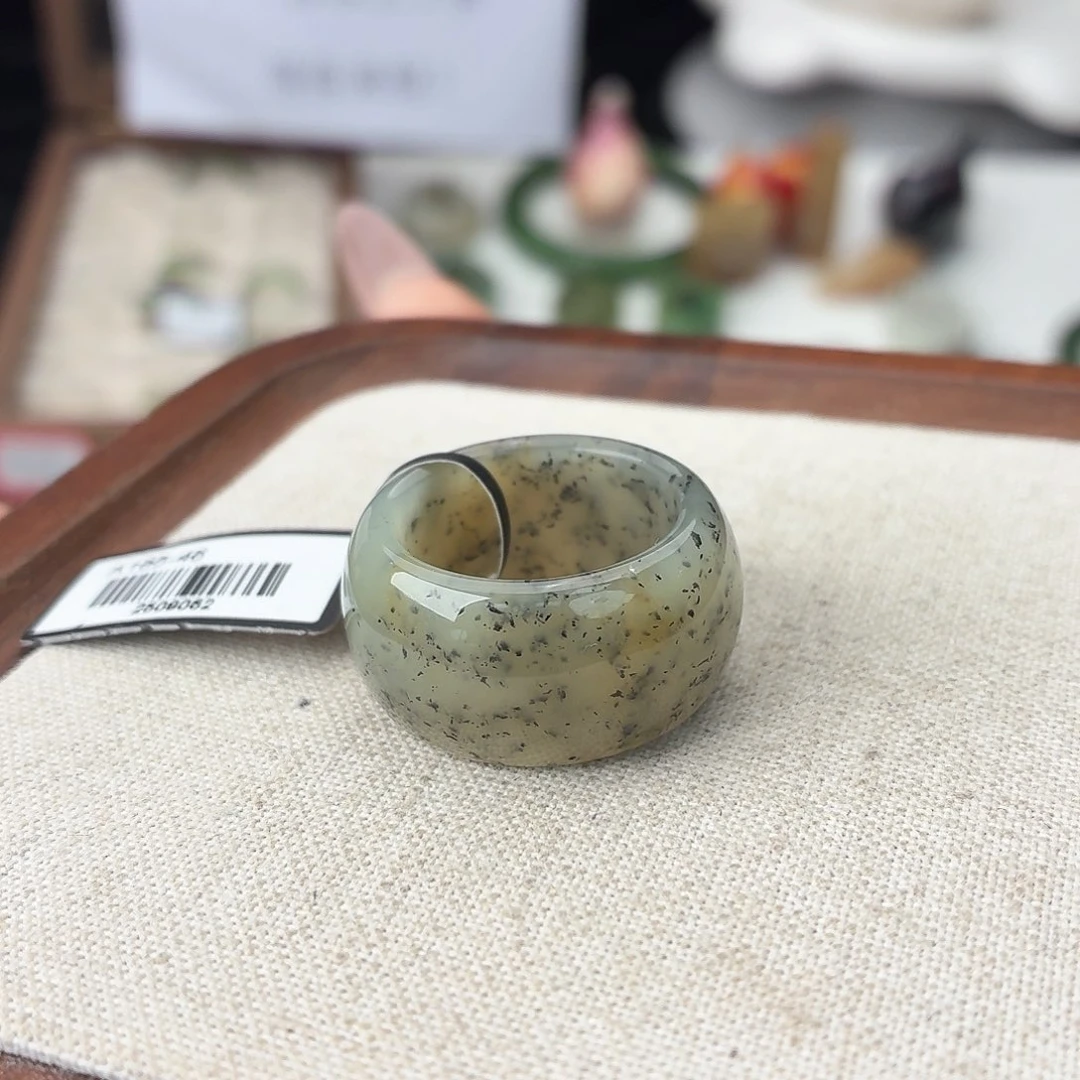 和田玉未镶嵌戒指c63糖点墨墩墩18.8不退换