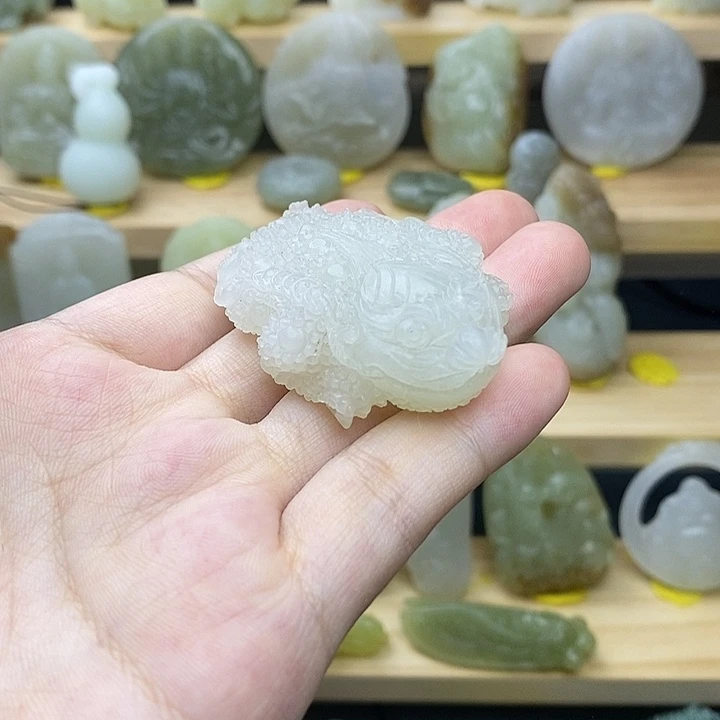 未镶嵌和田玉挂件