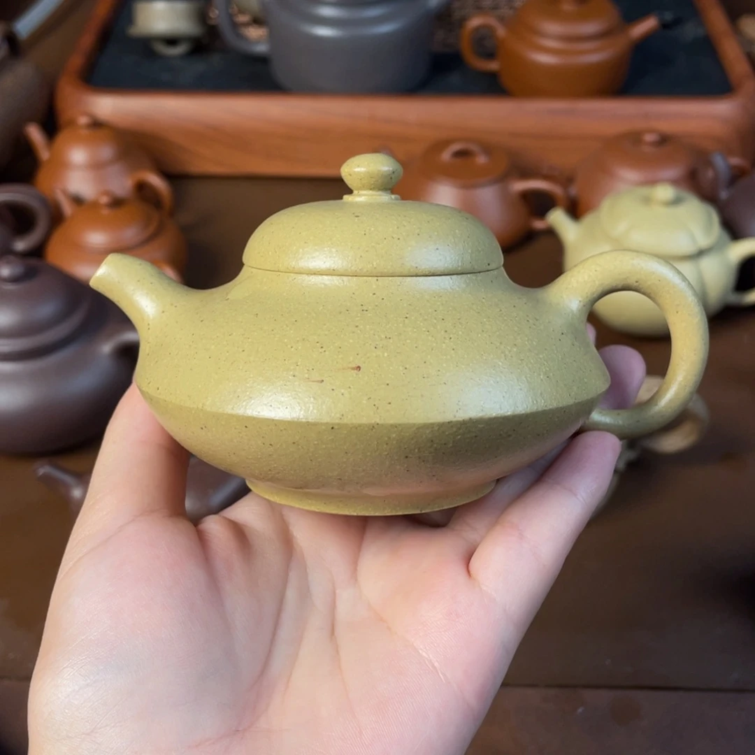 紫砂公道杯老****产紫砂壶泡茶的时候