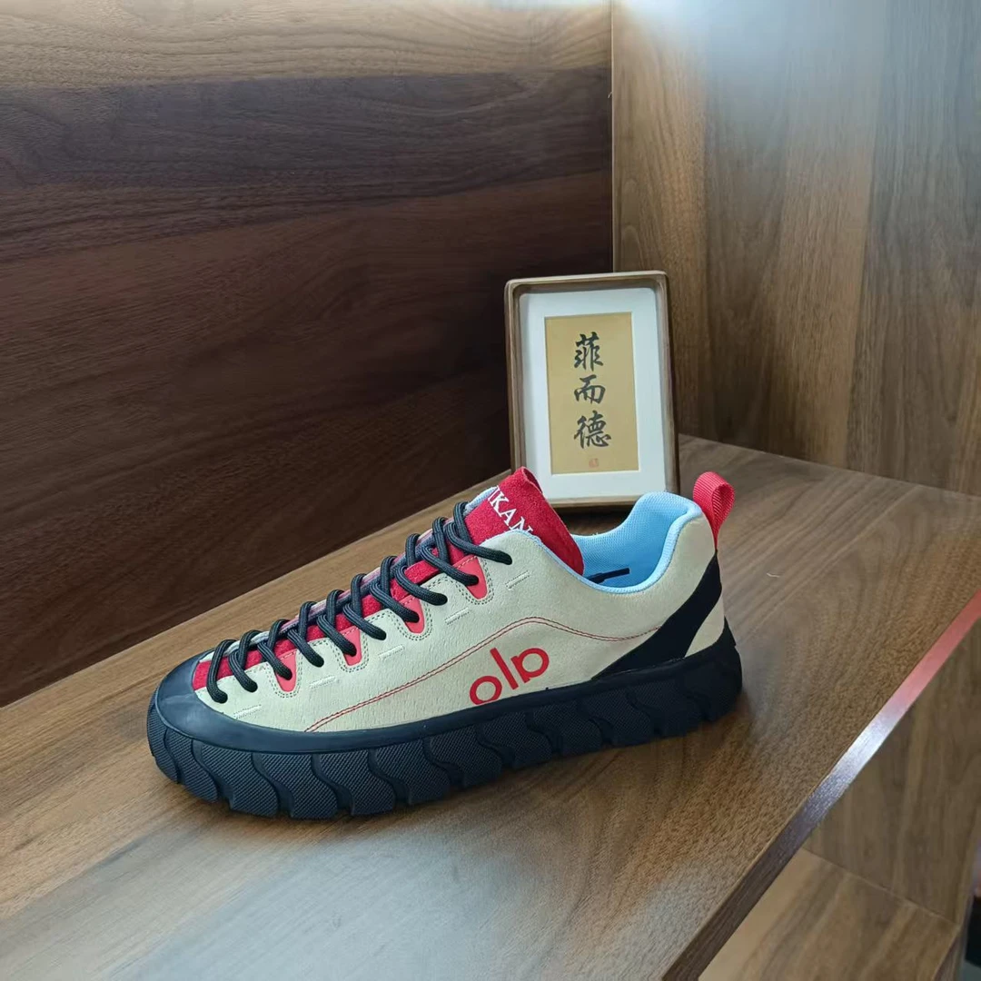 【新款菲而德829】2025爆款时尚休闲百搭轻奢皮面手工轻便低帮潮鞋