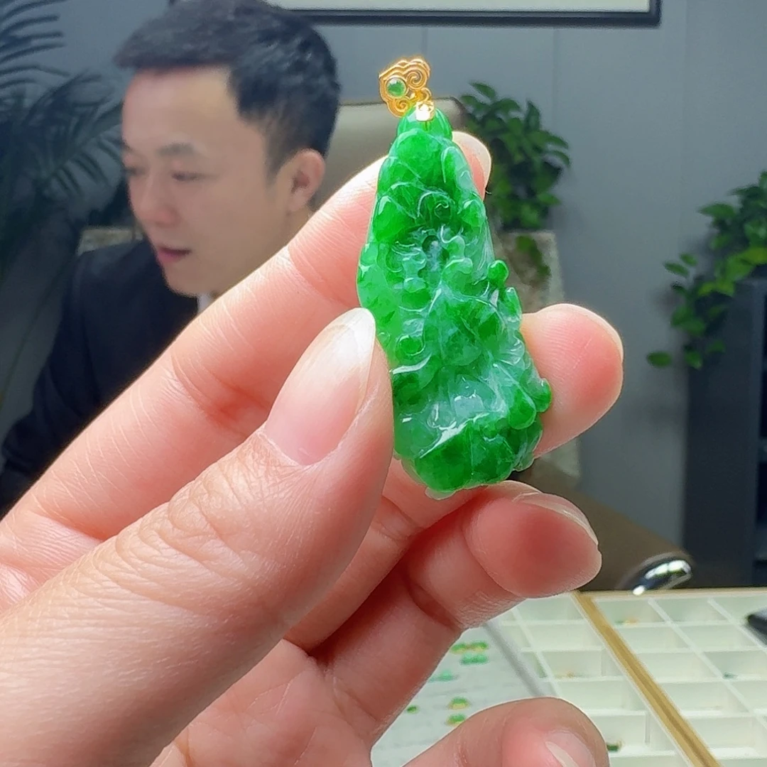 翡翠18K金镶嵌吊坠(不含链)天然