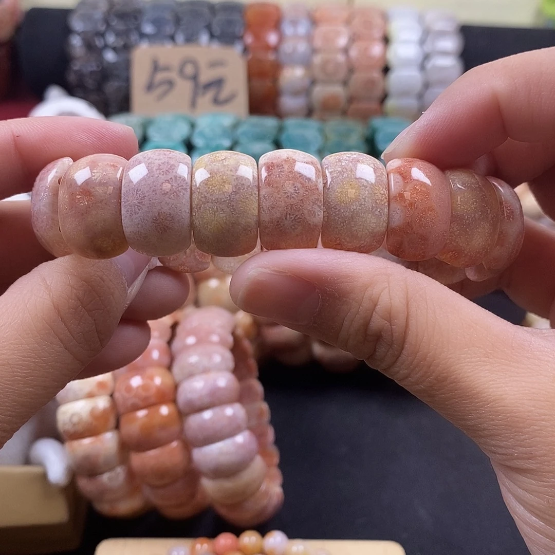 硅化珊瑚（珊瑚玉）未镶嵌手牌 上新玛卡龙沙沙皮花 34