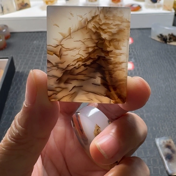 小***瑙玛瑙/玉髓未镶嵌珠宝奇石