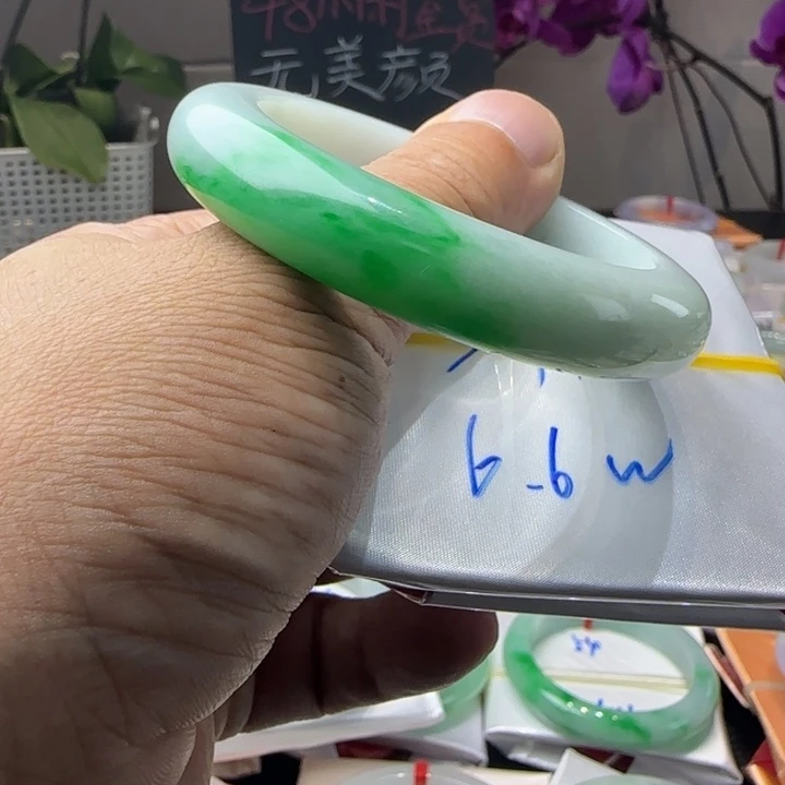 未镶嵌手镯翡翠翡翠手镯