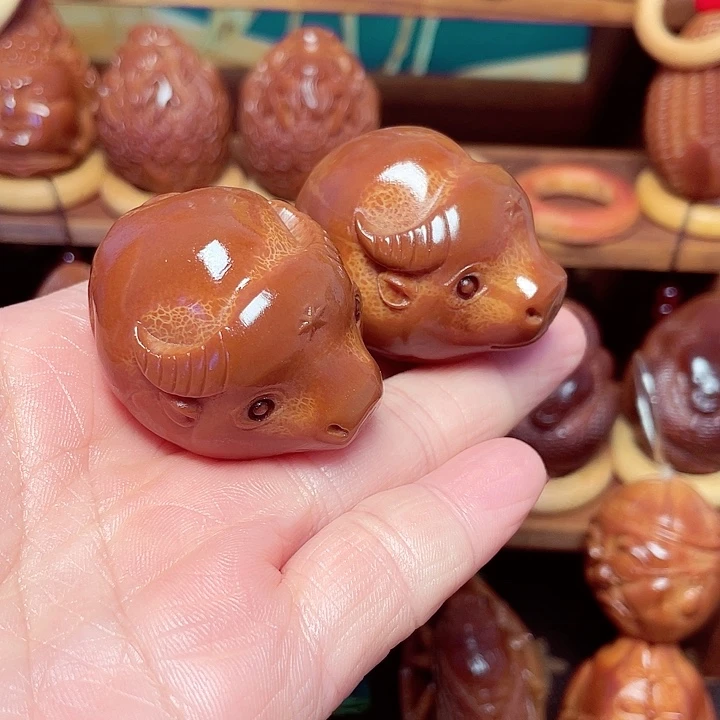 手串/手链橄榄核小牛生命一对