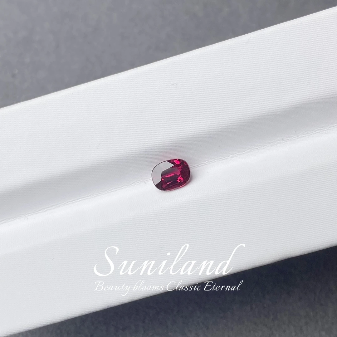 F349-FS-1.05ct-椭圆形无烧强荧光鸽血红红宝石/GUILD2107841823