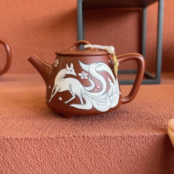 茶壶紫砂紫砂的制作工艺非常