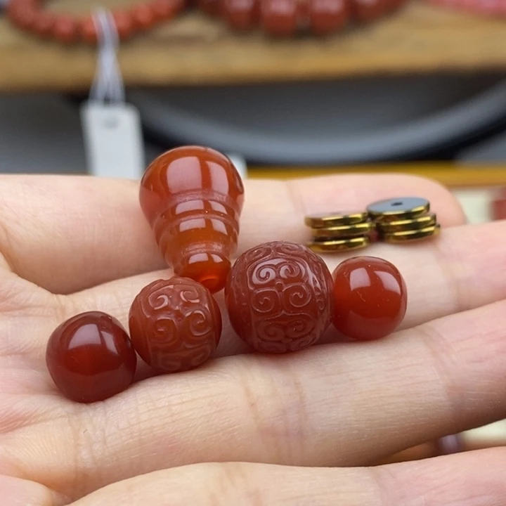 回***首玛瑙/玉髓未镶嵌颈饰