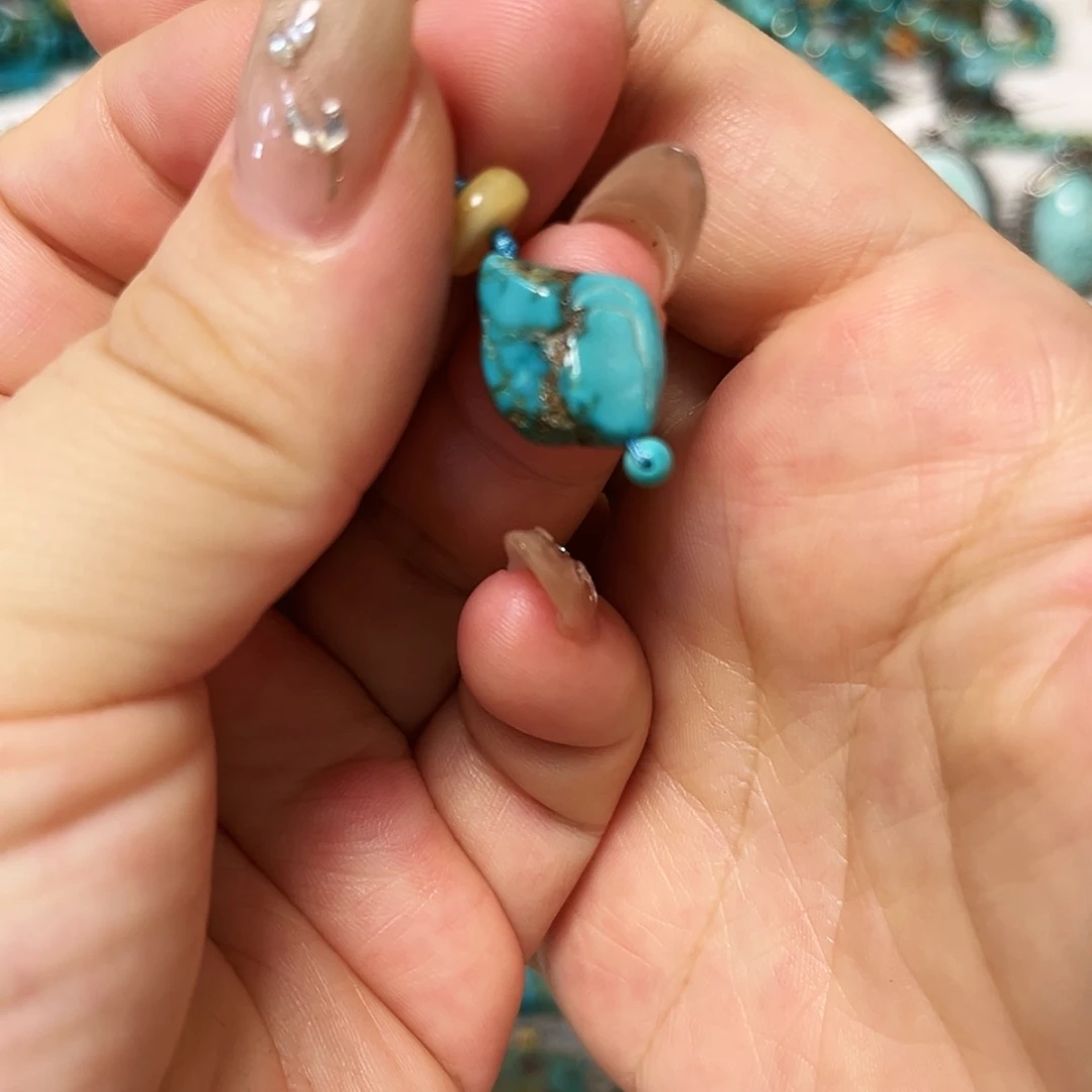 【闪购商品】南红玛瑙滴流未镶嵌