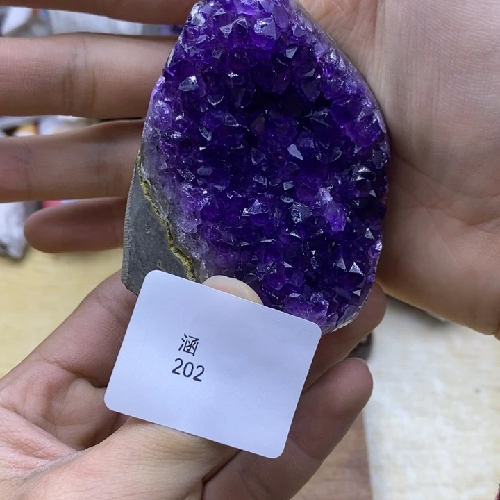 水晶大型摆件（非配饰）未镶嵌