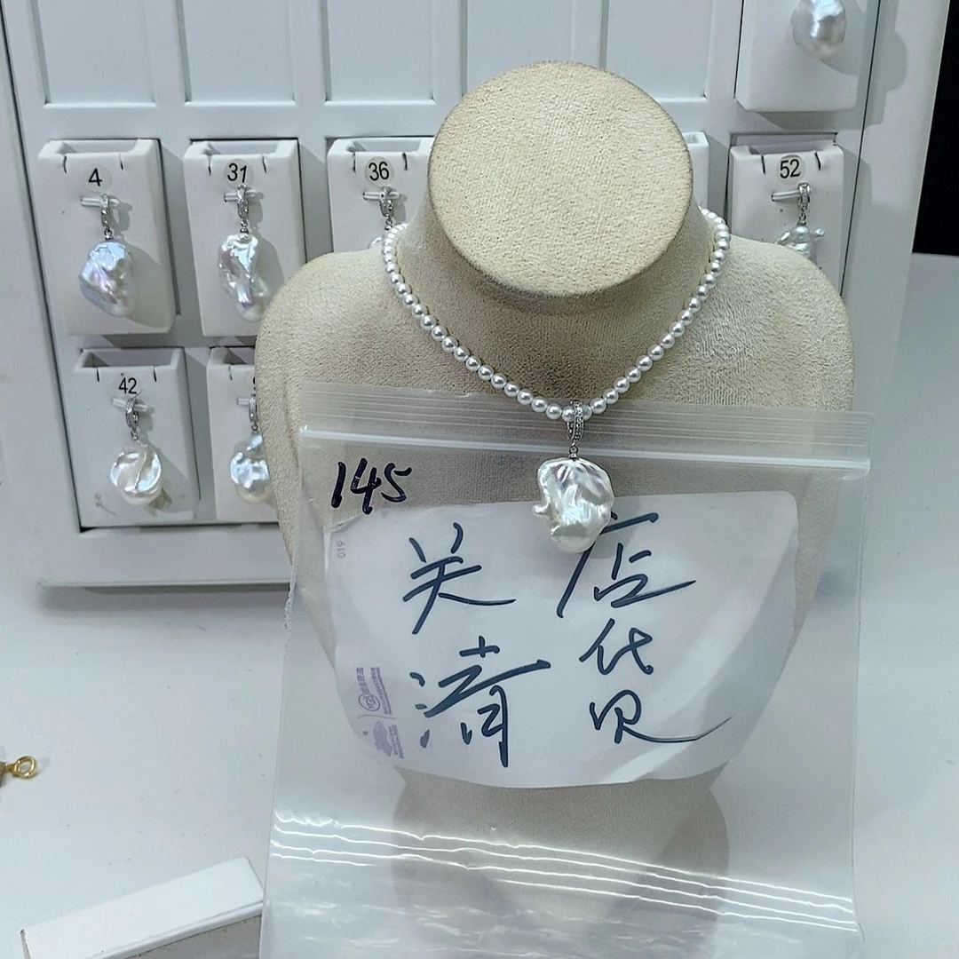 淡水珍珠颈饰合金