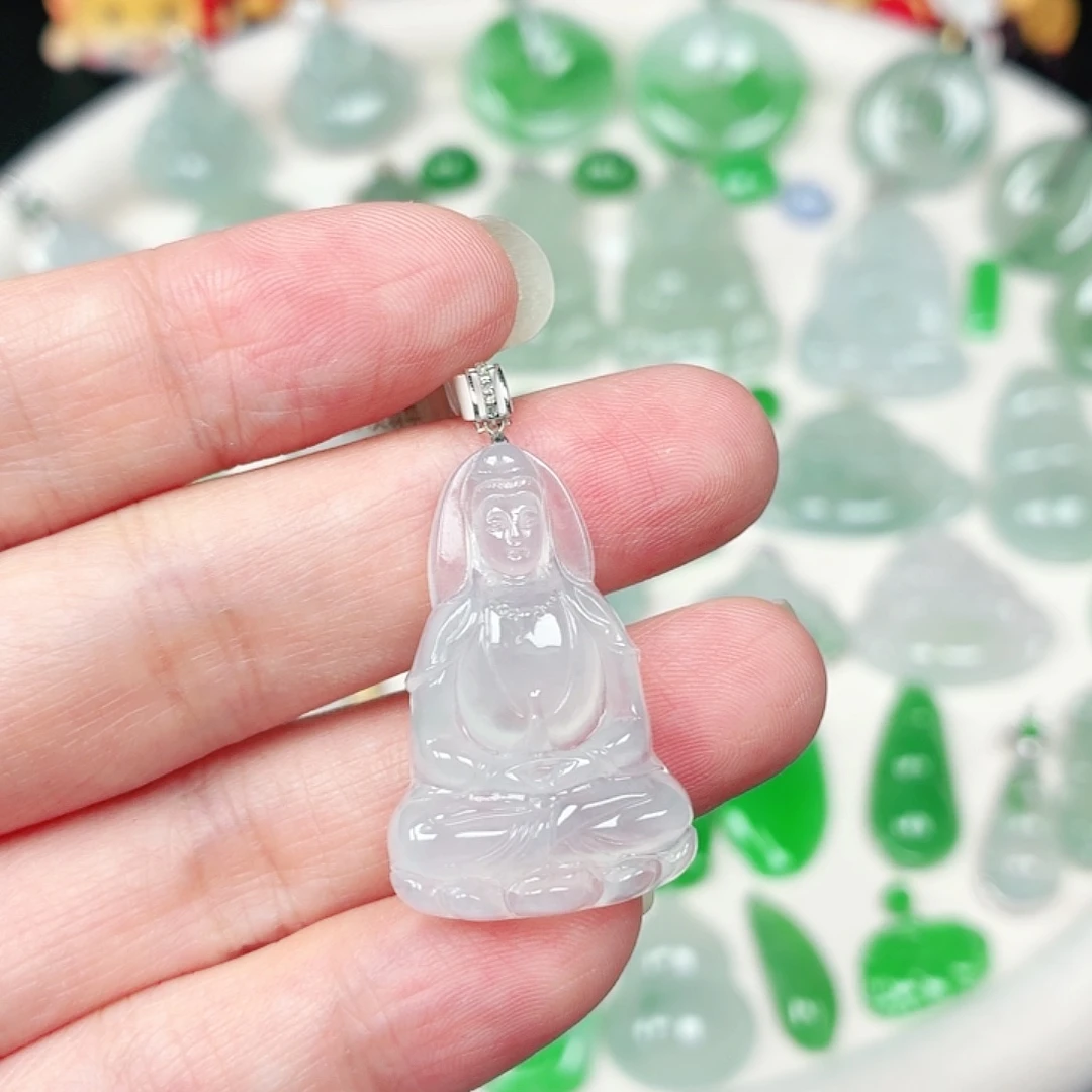 翡翠18K金镶嵌颈饰缅甸天然A货翡翠