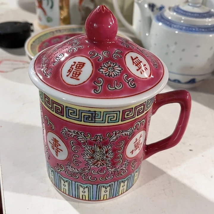 瓷片景德镇陶瓷杯子。