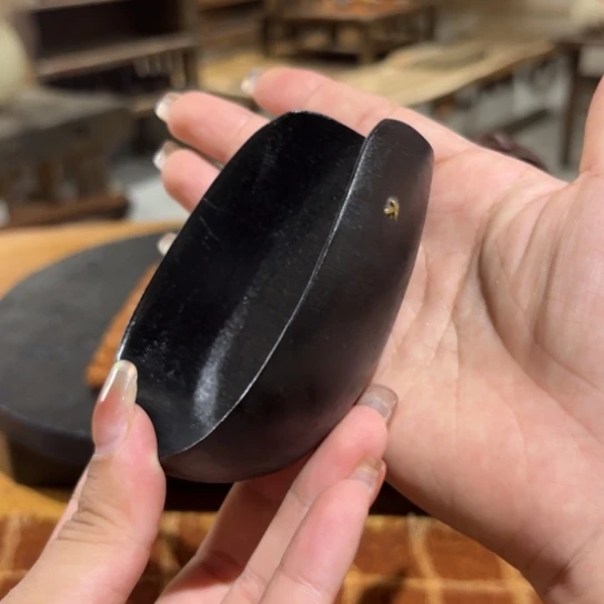 景德镇鱼和熊手工陶艺