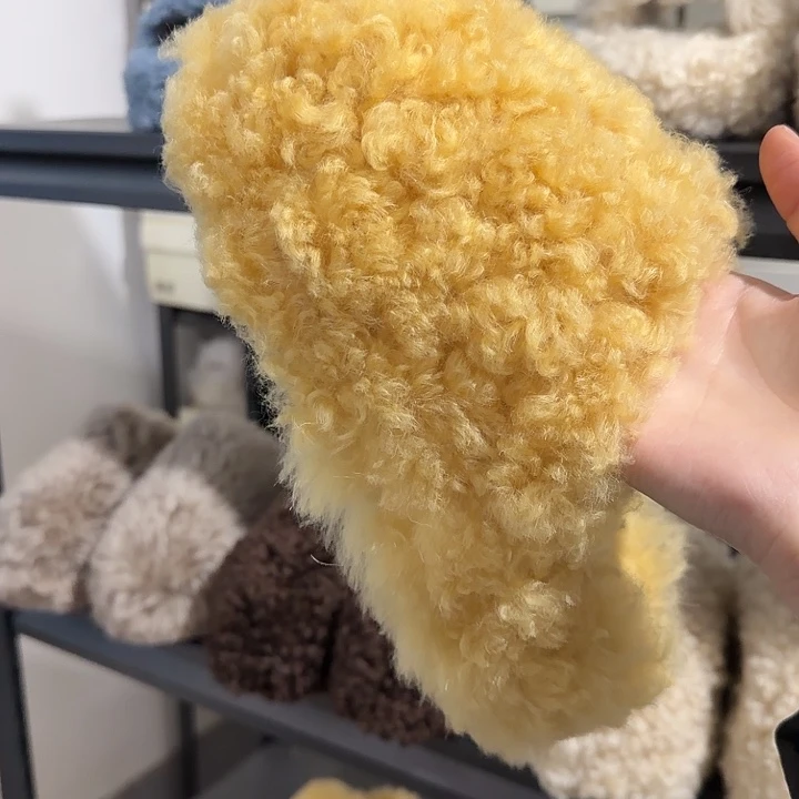 38黄色卷毛包脚五厘米