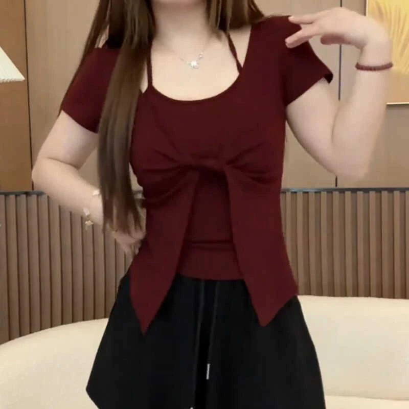 大码女装时尚假两件挂脖短袖t恤夏季胖mm显瘦遮肚子纯欲甜辣上衣