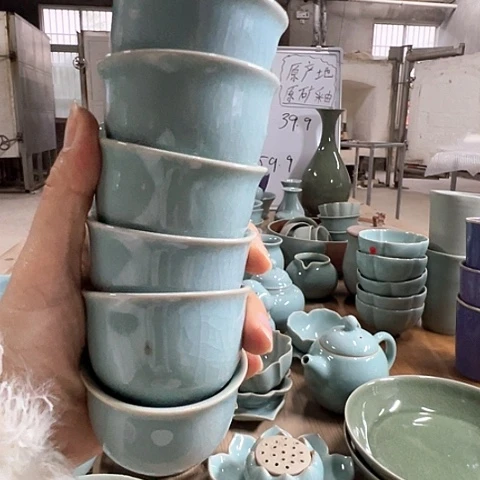 汝瓷开片微瑕铃铛杯福利