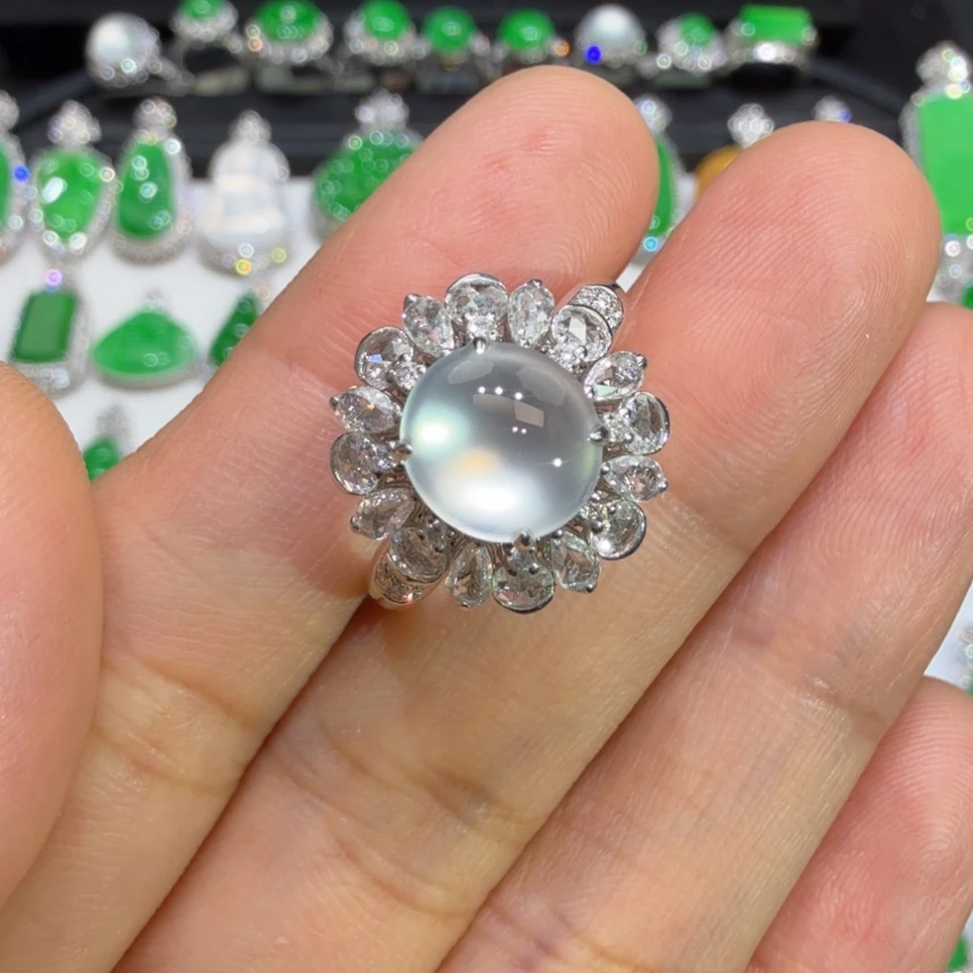 翡翠18K金镶嵌戒指收到货48小时鉴赏期