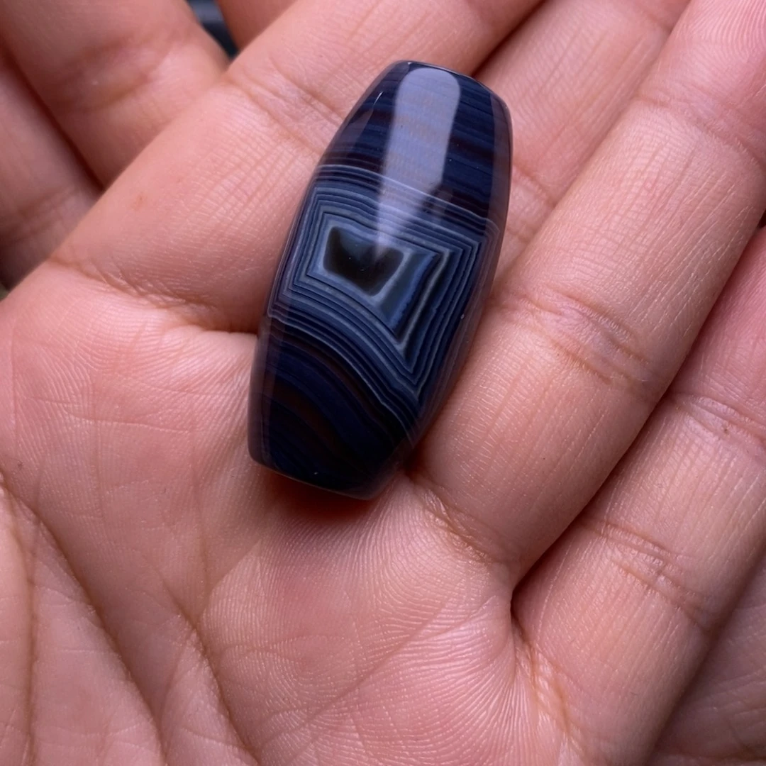 清***玛瑙/玉髓颈饰未镶嵌