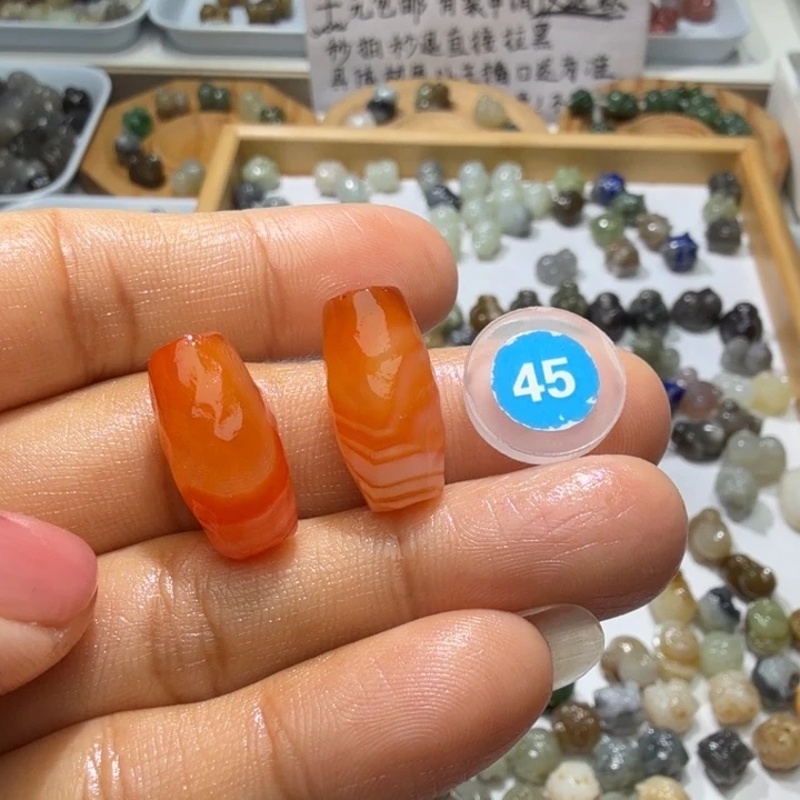 和田玉未镶嵌珠宝奇石