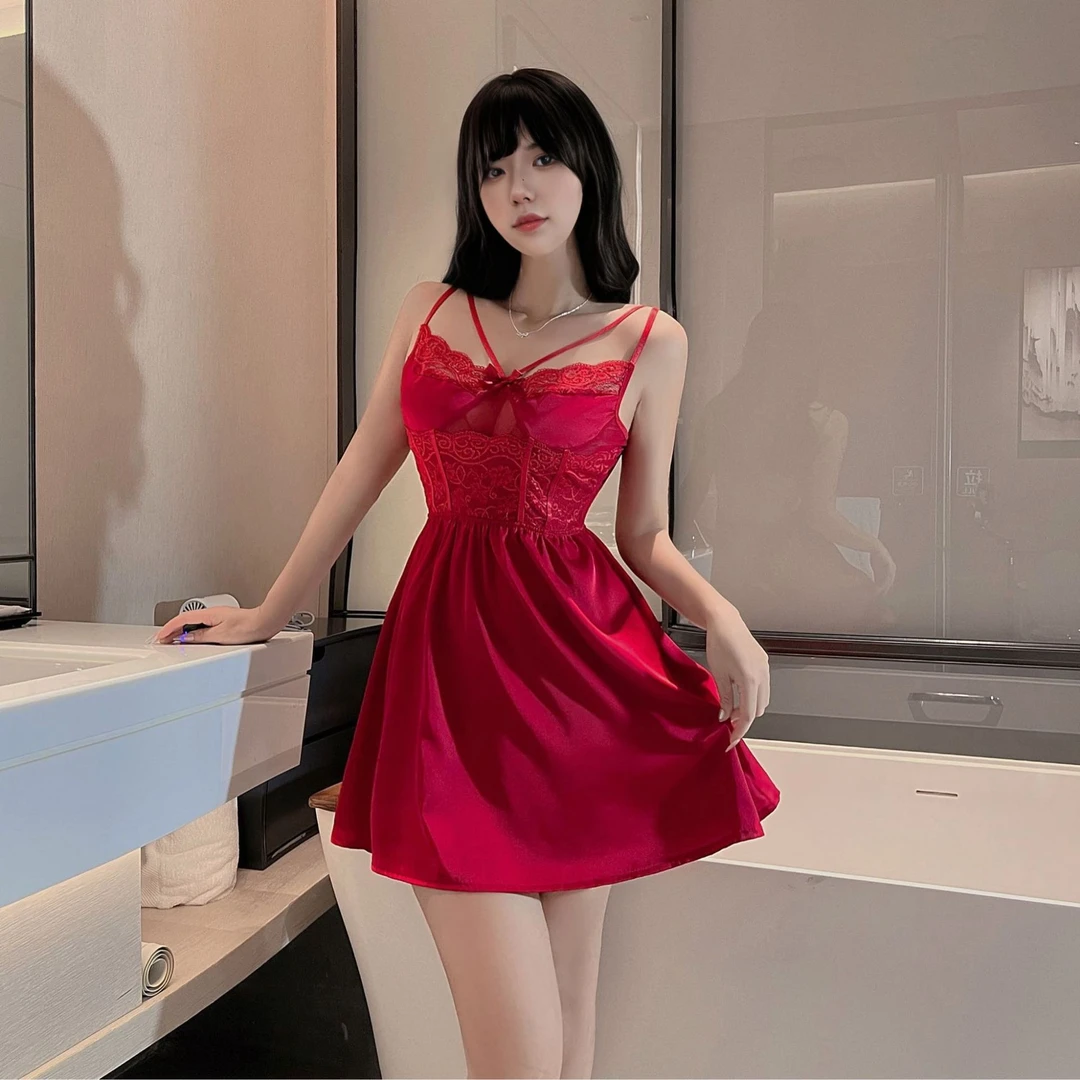 【80-125斤】情书MISSCOCO蕾丝时尚性感可调节吊带睡裙