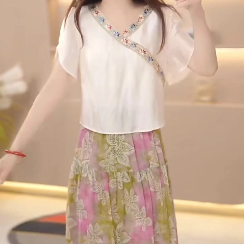 高级遮肚连衣裙2025夏季新款气质洋气减龄时尚显瘦优雅假两件裙子