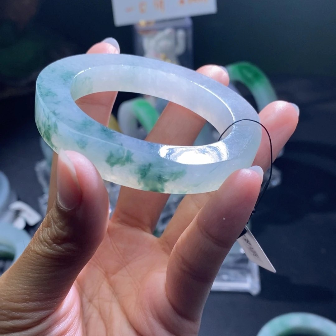 未镶嵌翡翠手镯定制翡翠辉*兴