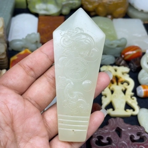 蛇纹石玉未镶嵌颈饰21