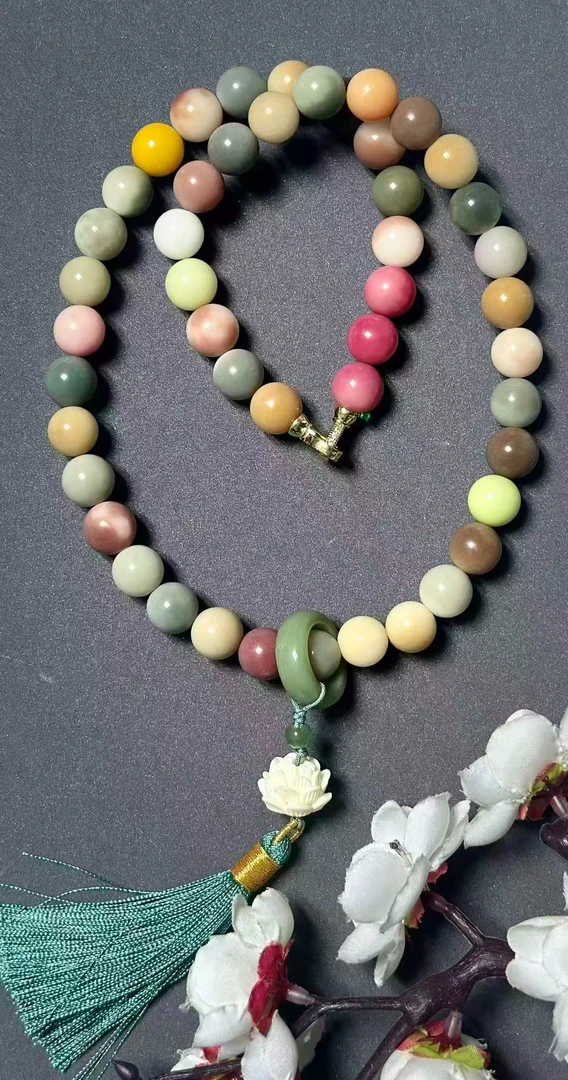 2900 精品时尚项链  多样性发其一