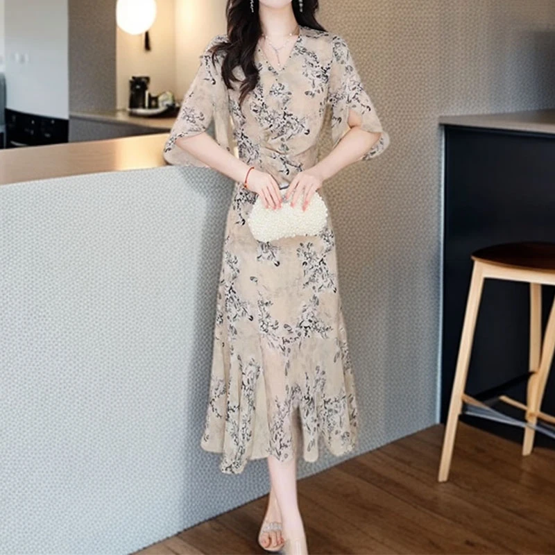 洋气印花旗袍连衣裙2025年夏季气质优雅显瘦鱼尾裙子