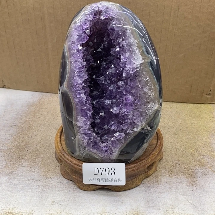 未镶嵌水晶大型摆件（非配饰）天****心