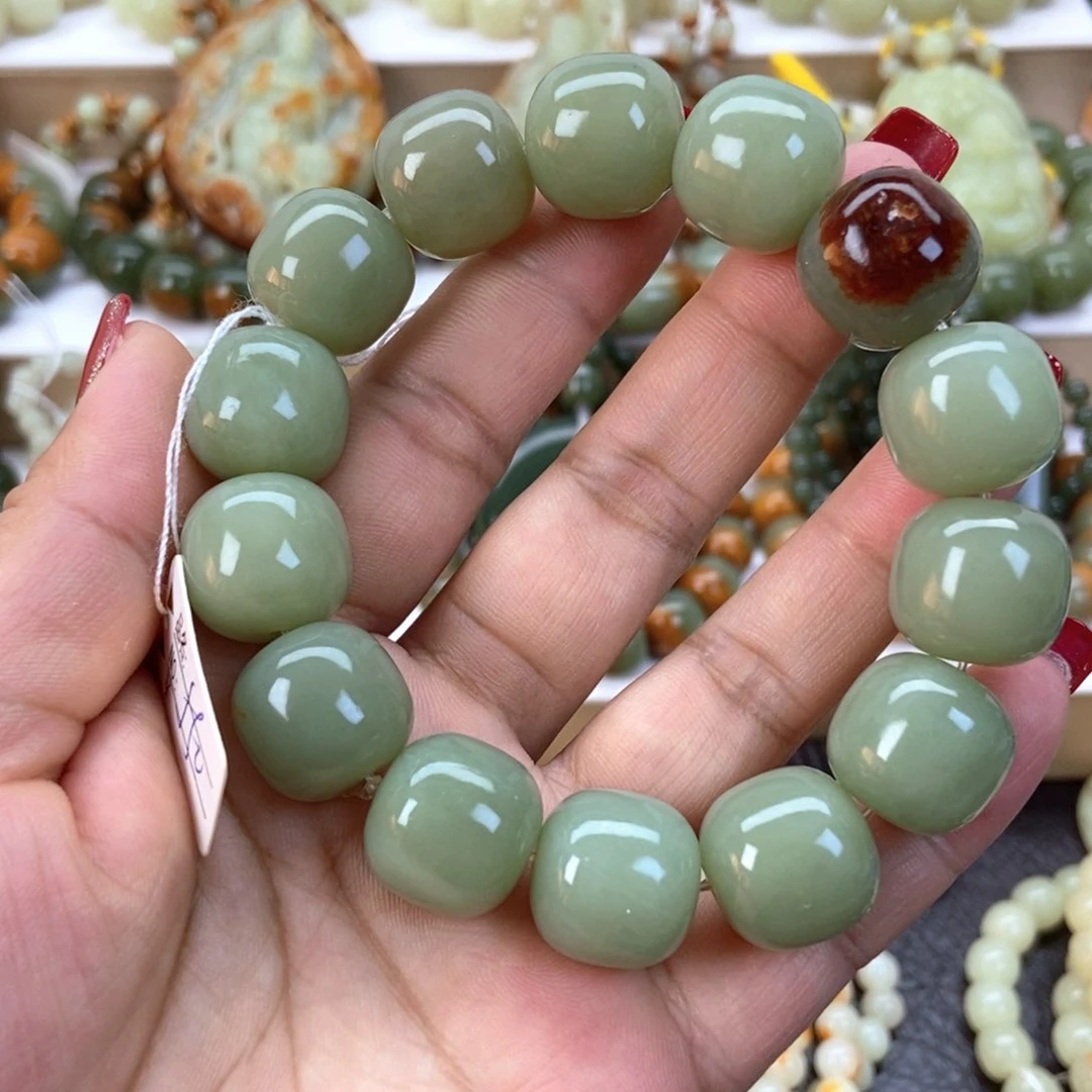 透闪石质玉手串未镶嵌