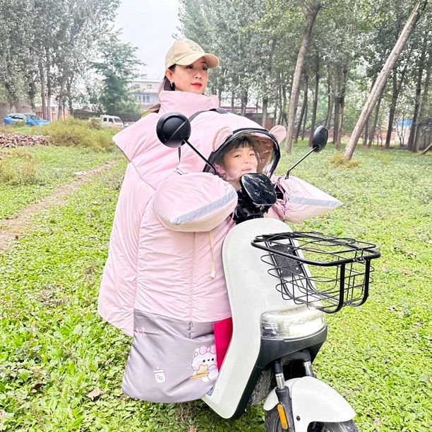 带娃必备鲨鱼皮加大加宽冬季特厚加绒保暖防寒亲子款电动车挡风被