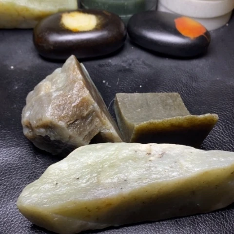 和田玉珠宝奇石未镶嵌