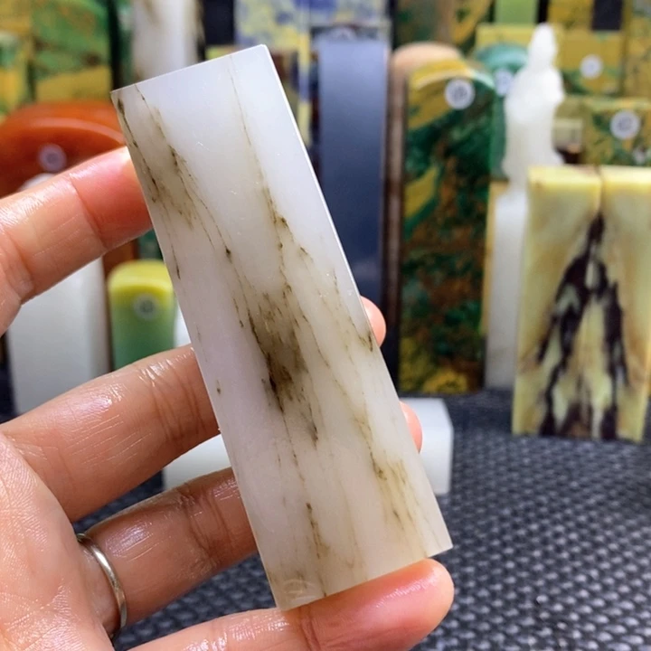 四川石想****生青田石印章石