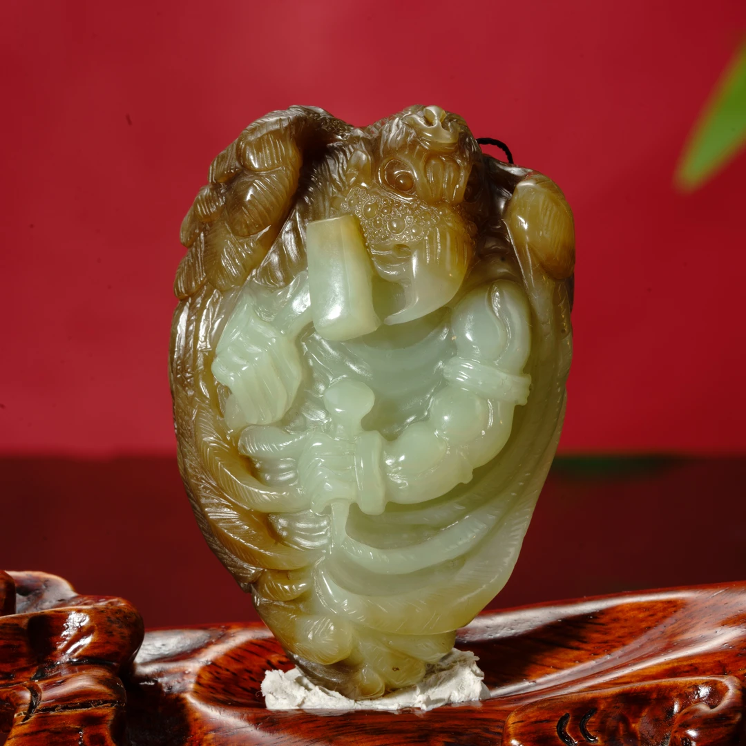 Lot15 和田玉英勇神武147.25g/十竹斋拍卖1610316