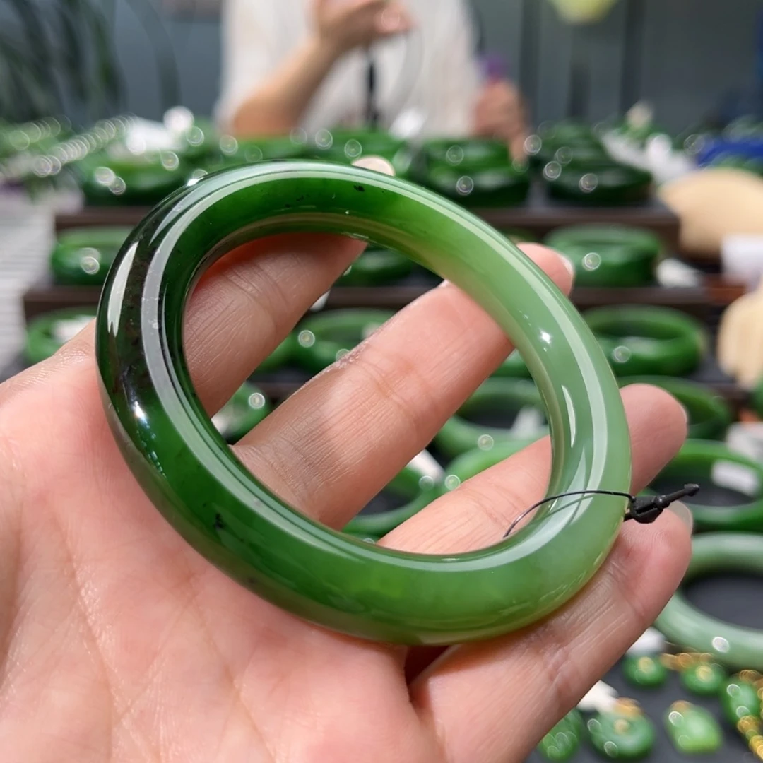和田玉（碧玉）手镯未镶嵌