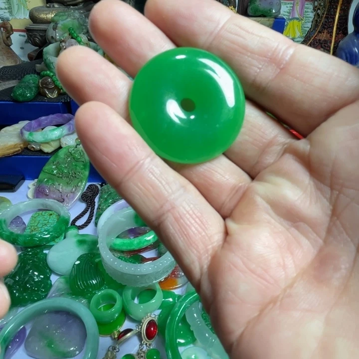 滴血莲花菩提吊坠