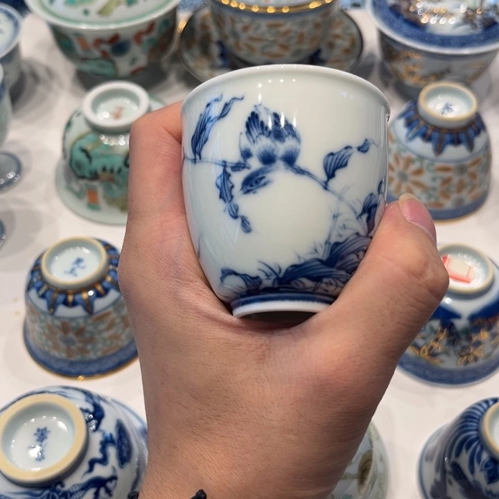 景德镇陶瓷杯子的