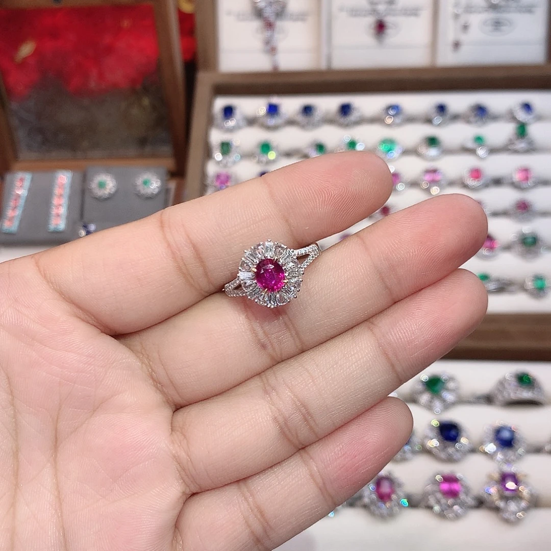 18K金镶嵌戒指红宝石1.05ct/七天无理由