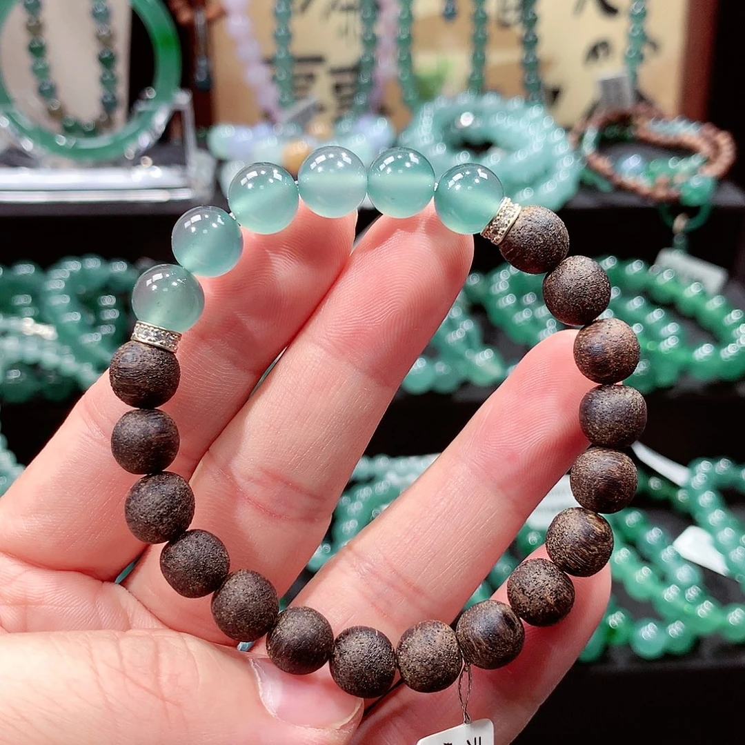 翡翠未镶嵌手链卡9.2