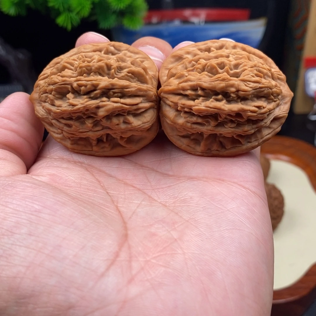 文玩核桃把件麦虎40