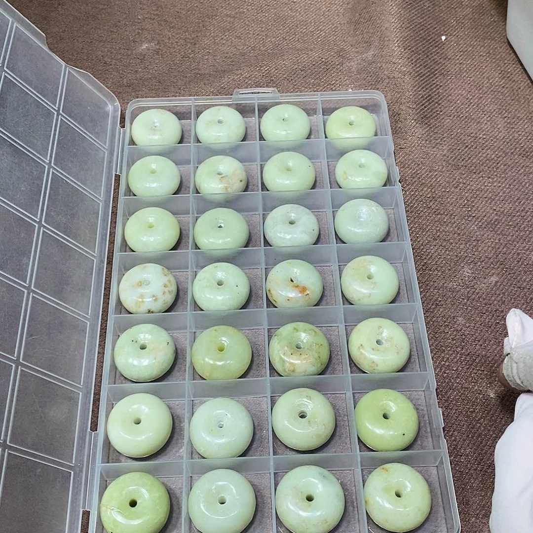 合金蛇纹石玉颈饰261